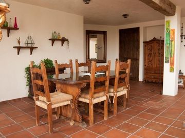 Casa estilo mexicano moderno