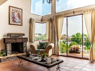 Casa estilo mexicano moderno