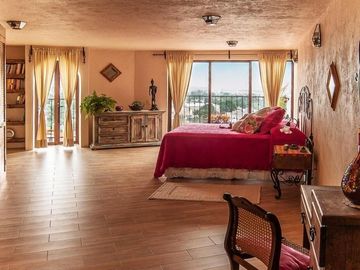 Casa estilo mexicano moderno
