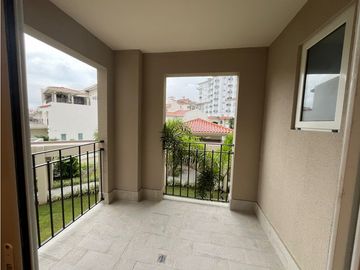 VENTA APARTAMENTO SANTA MARIA PH PINNACLE