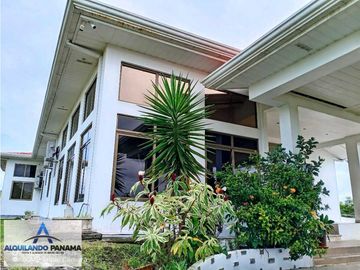 En venta preciosa mansión ubicada en San Carlitos, David