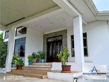 En venta preciosa mansión ubicada en San Carlitos, David