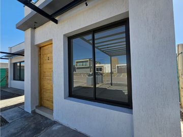 VENTA · CASA  · 3 DORMITORIO · MAIPÚ · BARRIO PRIVADO