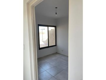 VENTA · CASA  · 3 DORMITORIO · MAIPÚ · BARRIO PRIVADO