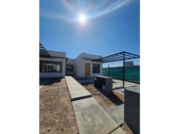VENTA · CASA  · 3 DORMITORIO · MAIPÚ · BARRIO PRIVADO