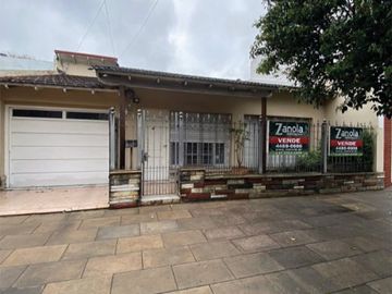 Casa en venta en Moron Sur