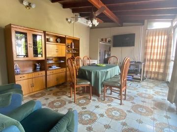 Casa en venta en Moron Sur