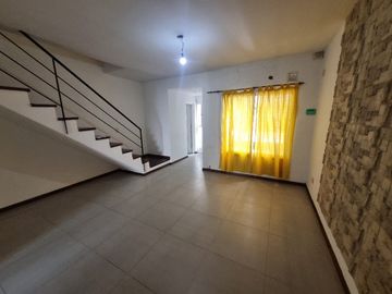 Duplex en venta en Parque Johnston