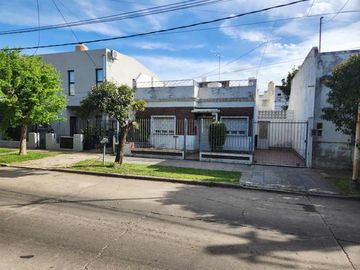 Casa en venta en Ramos Mejia Sur