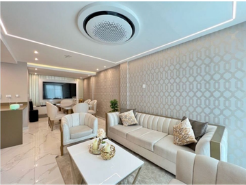 EN VENTA CASA DE 3 PISOS EN EL SECTOR DE CRESPO