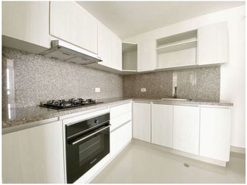 APARTAMENTO EN VENTA PRAIA 3 HABITACIONES CRESPO