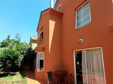Casa en Venta en Valle lo Campino Sur frente al bandejon principal
