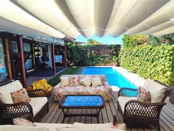 Casa en Venta en El Hualle - Rojas Magallanes