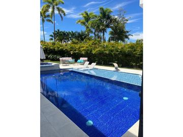 Casa campestre en condominio para la venta en Cerritos, Pereira!!!