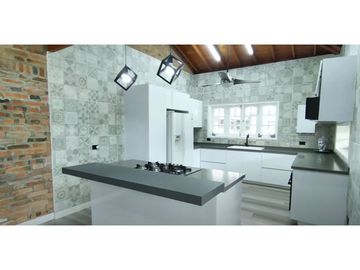 Casa campestre en condominio para la venta en Cerritos, Pereira!!!