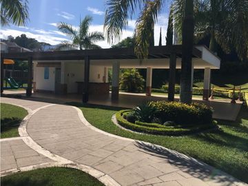 EN VENTA CASA CABAÑA EN NAUTICA RUITOQUE GOLF CONDOMINIO