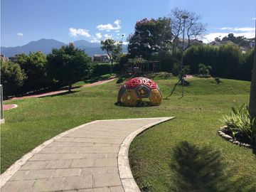 EN VENTA CASA CABAÑA EN NAUTICA RUITOQUE GOLF CONDOMINIO