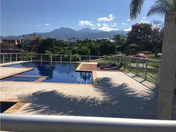 EN VENTA CASA CABAÑA EN NAUTICA RUITOQUE GOLF CONDOMINIO