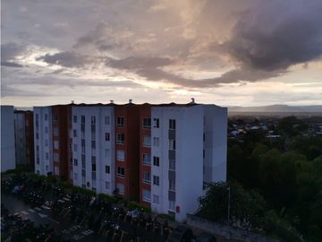 SE VENDE APARTAMENTO EN CONJUNTO CERRADO ENTRE LOMAS