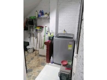 VENTA DE CASA EN PORTALES DE COMFANDI G.B.