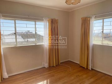 VENTA Gran casa en central sector de Recreo - Viña del Mar