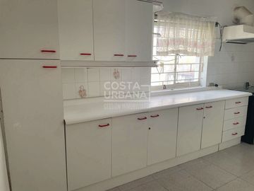 VENTA Gran casa en central sector de Recreo - Viña del Mar