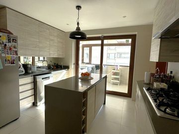 Hermoso y Amplio Departamento en Venta, Concón
