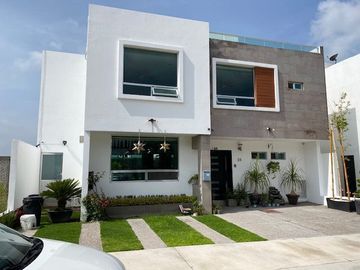 CASA EN VENTA CAÑADAS DEL LAGO QUERETARO