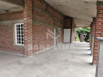 Carretera Celaya - Comonfort: Casa Campestre en Venta