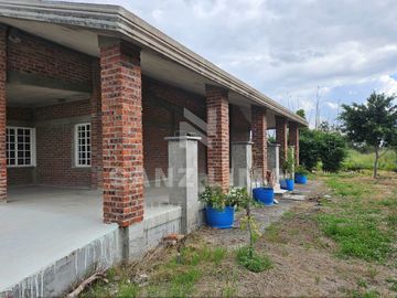 Carretera Celaya - Comonfort: Casa Campestre en Venta