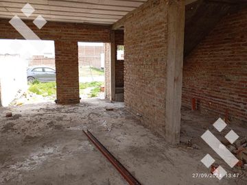 En Venta Dúplex Altos de Alberdi I
