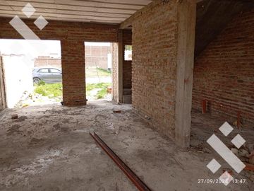 En Venta Dúplex Altos de Alberdi I