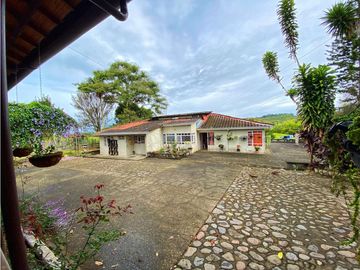 VENTA EXCELENTE FINCA 73 CUADRAS. 5 MINUTOS DE CIRCASIA