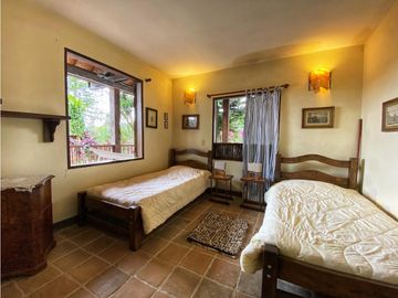 VENTA EXCELENTE FINCA 73 CUADRAS. 5 MINUTOS DE CIRCASIA