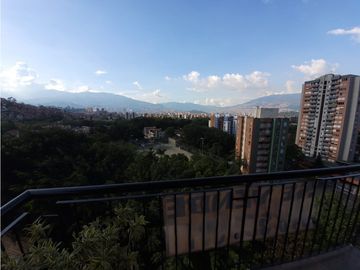 VENTA DE APARTAMENTO EN UNIDAD COMPLETA LOMA DE LOS BERNAL PARTE BAJA