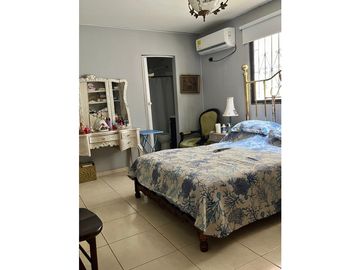 SE VENDE ESPECTACULAR Y AMPLIA CASA EN  PRADOMAR PTO COLOMBIA