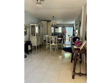SE VENDE ESPECTACULAR Y AMPLIA CASA EN  PRADOMAR PTO COLOMBIA