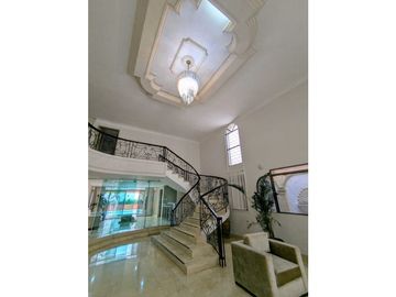 ESPECTACULAR CASA MANSION 560MTS, 5 ALCOBAS, ALTOS DE RIOMAR