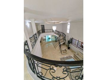 ESPECTACULAR CASA MANSION 560MTS, 5 ALCOBAS, ALTOS DE RIOMAR