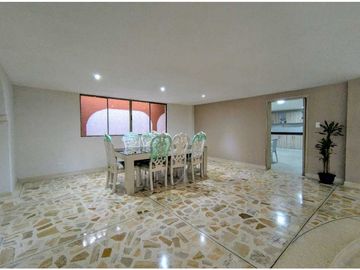 ESPECTACULAR CASA MANSION 560MTS, 5 ALCOBAS, ALTOS DE RIOMAR
