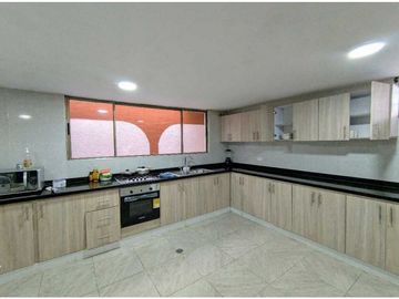 ESPECTACULAR CASA MANSION 560MTS, 5 ALCOBAS, ALTOS DE RIOMAR