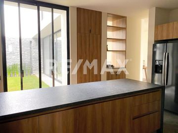 Casa en Venta en Quiana Residencial Privado - (3)