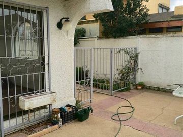 Casa en Venta en A dos cuadras centro de Quilpue