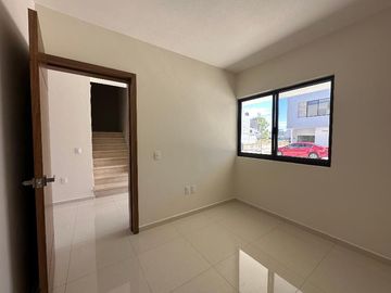CASA EN VENTA EN SOLARES No. 207, SOARÉ III, COTO ALTANZA , ZAPOPAN