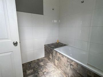 Casa en Venta en condominio raices chilenas , las gaviotas concon