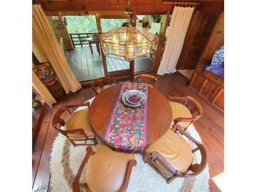 CASA EN VENTA EN AVNDARO