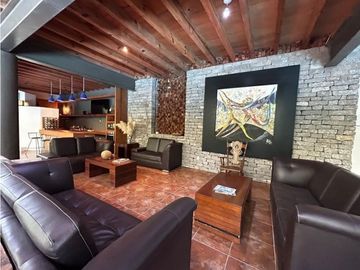 CASA EN RENTA EN AVANDARO