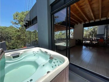 CASA EN RENTA EN AVANDARO