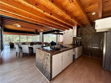 CASA EN RENTA EN AVANDARO