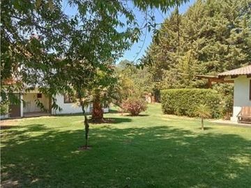 ¡Hermosa casa en renta en los lamos Acatitlan, Valle de Bravo!